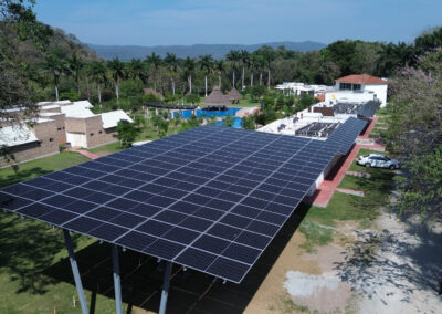 Paneles Solares en Hotel Real